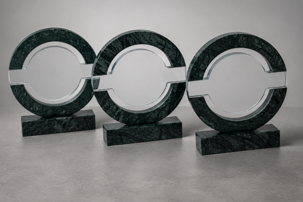 UN862 Circular Crystal Awards